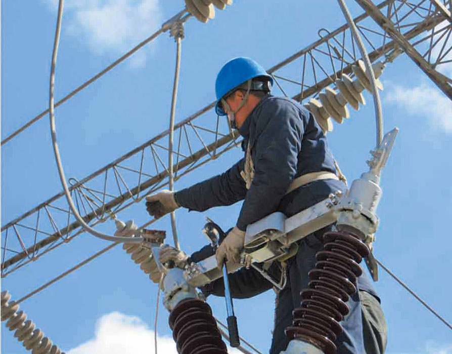 承德四合永110KV变电站对35KV隔离开关安装引流线