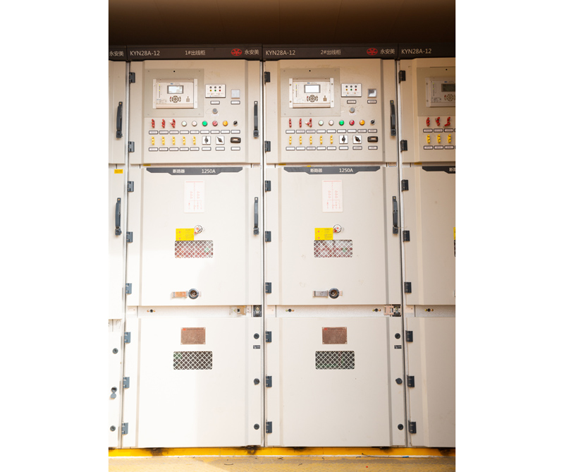 KYN28A-12(Z)(GZS1)铠装型移开式交流金属封闭开关设备